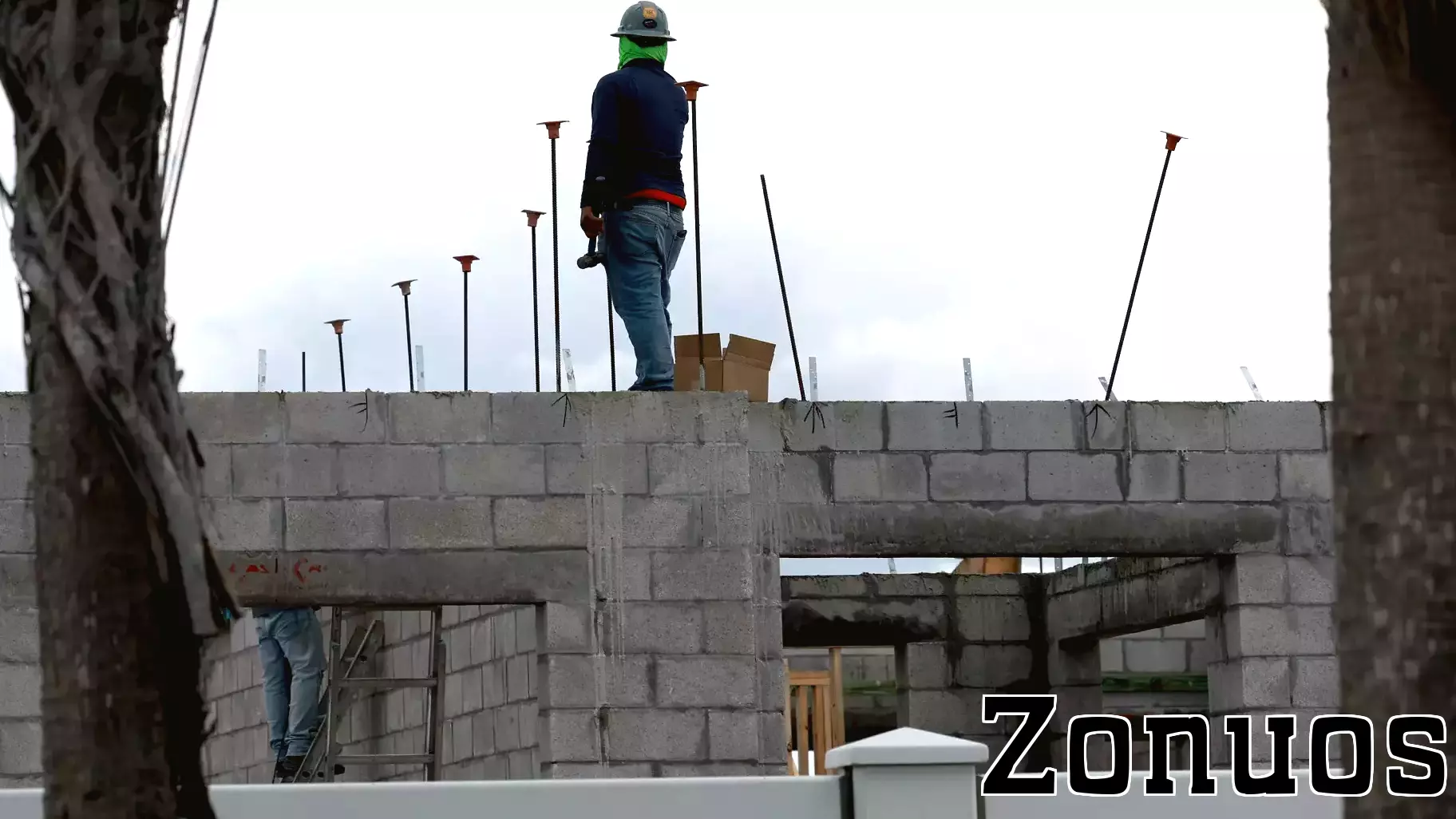 Homebuilders Boost Incentives Amid Rising Housing Inventory