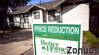 Surge in Home Delistings as Sellers Withdraw Amidst Price Resistance